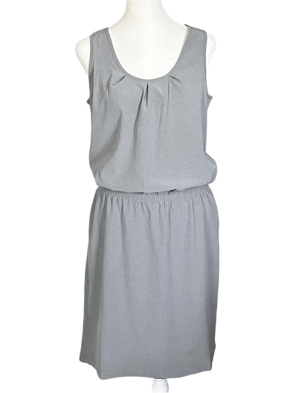The North Face Taggart Lightweight Outdoor Sleeveless Dress Gray Size 8